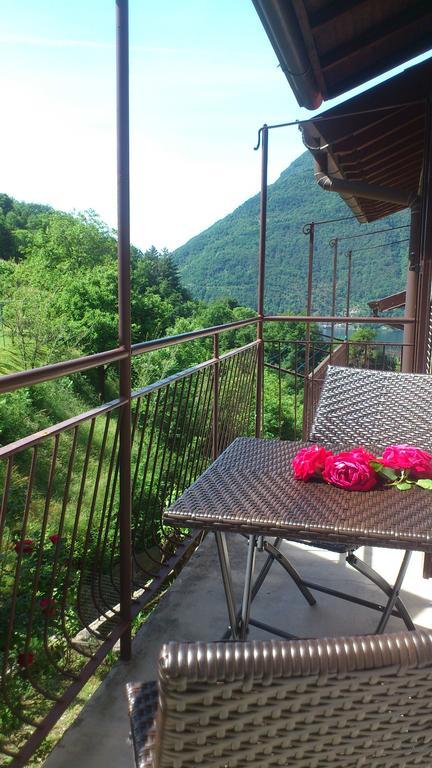 Hotel La Turr De Mezz Nesso Camera foto