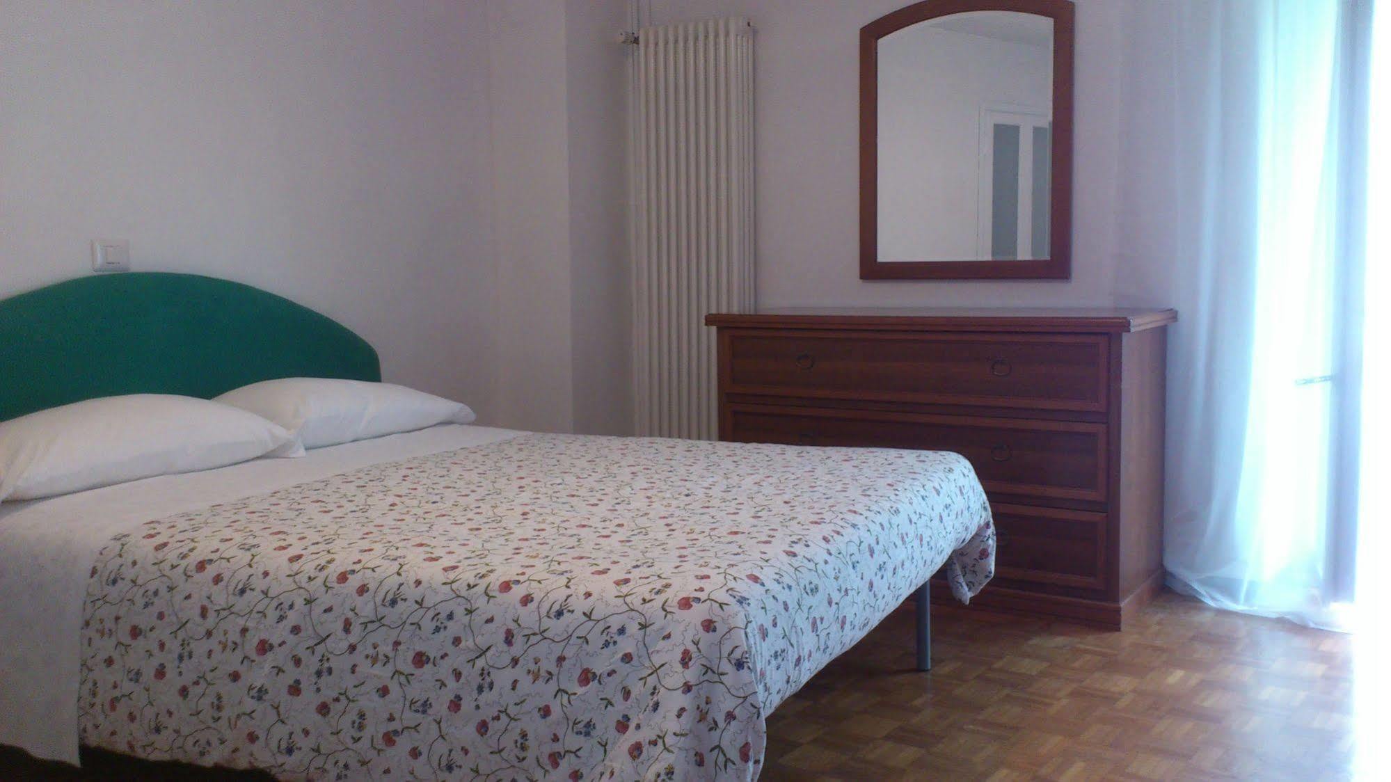 Hotel La Turr De Mezz Nesso Esterno foto