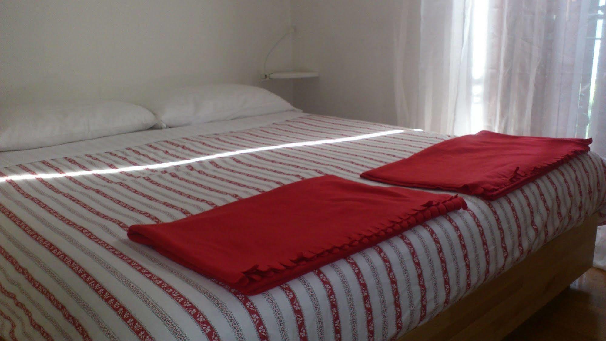 Hotel La Turr De Mezz Nesso Esterno foto