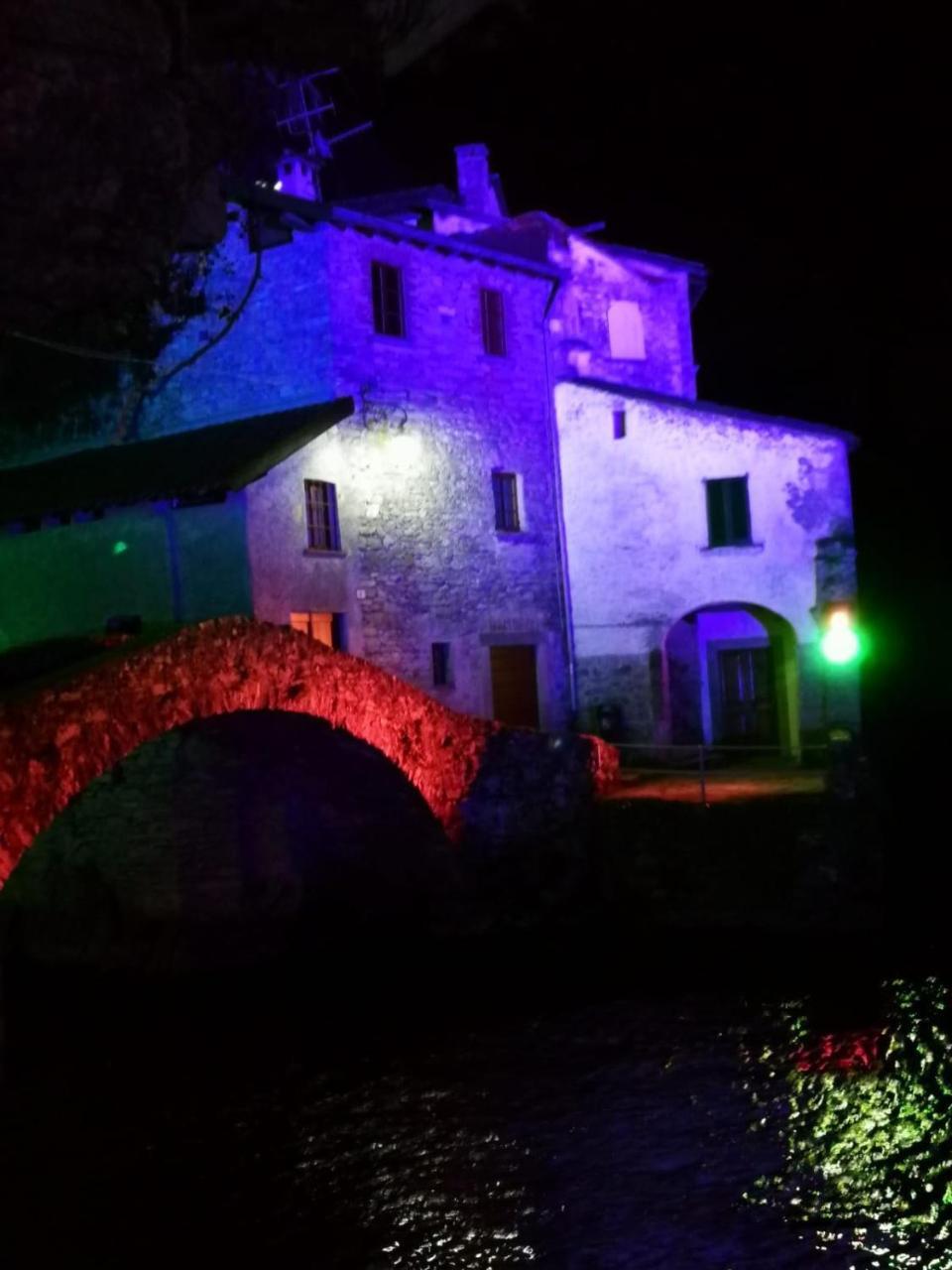 Hotel La Turr De Mezz Nesso Esterno foto
